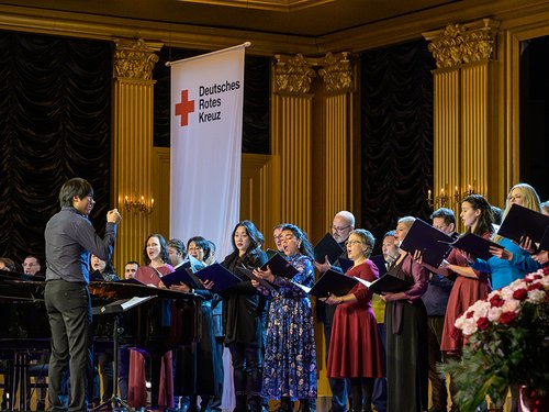 DRK Gala (Rotkreuz-Benefinzmatinee) Chor