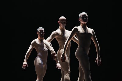 Corps de Walk
