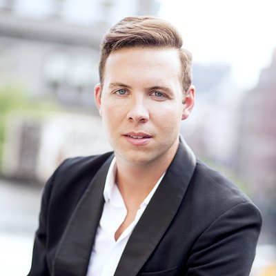 Portrait Christopher Lowrey