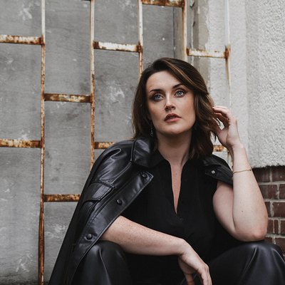 Portrait Sarah Brady