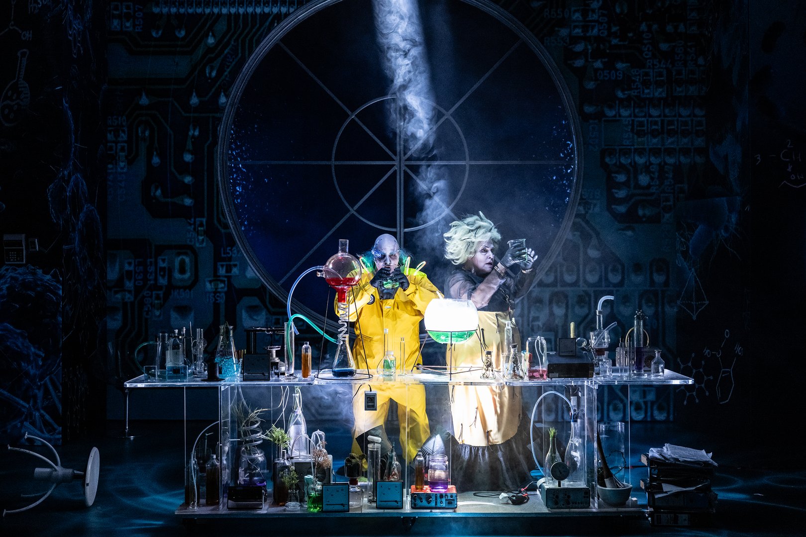 Der Wunschpunsch: Beelzebub Irrwitzer und seine Tante Tyrannja Vamperl