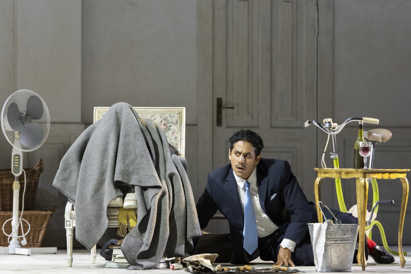 Graf Almaviva (Germán Olvera) und Cherubino (Anita Monserrat)