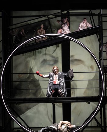 Mime, Alberich and children’s extras