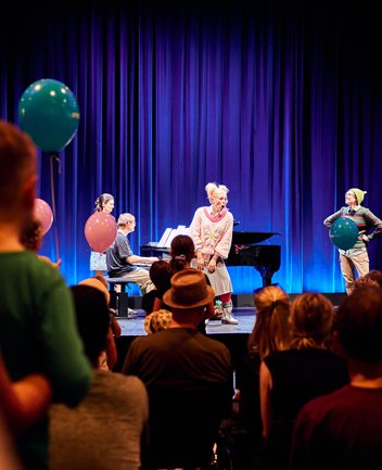 Theaterfest 2023/24