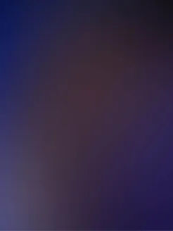 Abstract, atmospheric image in cool, blending tones of blue, violet, and deep red. The soft transitions create a calm yet mysterious atmosphere. The color composition appears deep and layered, with a dark, nearly black edge that subtly brightens toward the center. Overall, the image conveys a dense, dramatic mood, evoking night, tension, and inner strength, and reflectively capturing the mythical, intense world of Richard Wagner’s opera Siegfried.