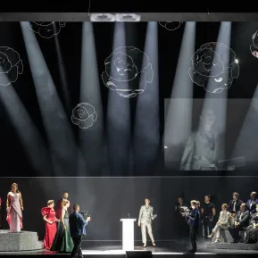 Claudia Rohrbach, Giulia Montanari, Lucas Singer, Young Woo Kim, Bianca Andrew, Chor der Oper Köln